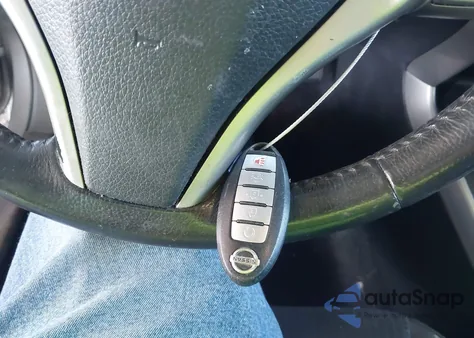 2015 Nissan Altima 2.5 Sv из США, поврежденный, VIN 1N4AL3AP3FC218732